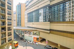 Homey And Well Design Studio Transpark Cibubur Apartment