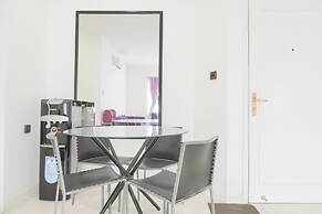 Comfortable 2Br At Semanggi Apartment