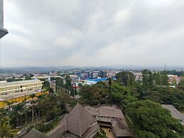 Tranquil Designed 2Br Apartment Dago Suites