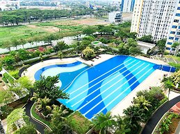 Studio Springlake Summarecon Bekasi Apartment Near Shopping Mall