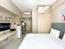 Studio Springlake Summarecon Bekasi Apartment Near Shopping Mall