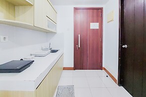 Modern Look 1Br Apartment At Scientia Residence