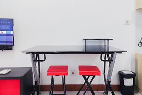 Modern Look 1Br Apartment At Scientia Residence