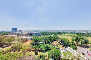 Modern Look 1Br Apartment At Scientia Residence