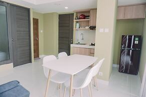 Best Deal And Modern 2Br Amazana Serpong Apartment