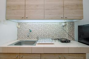 Best Homey And Cozy Studio At Dave Apartment