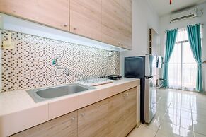 Best Homey And Cozy Studio At Dave Apartment