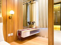 Comfy And Modern Look 1Br Gateway Park Lrt City Bekasi Apartment