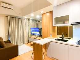 Comfy And Modern Look 1Br Gateway Park Lrt City Bekasi Apartment