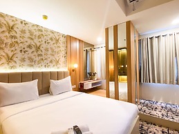 Comfy And Modern Look 1Br Gateway Park Lrt City Bekasi Apartment