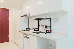 Comfortable And Homey Studio At Sky House Alam Sutera Apartment