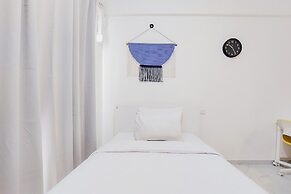 Comfortable And Homey Studio At Sky House Alam Sutera Apartment