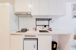 Comfortable And Homey Studio At Sky House Alam Sutera Apartment