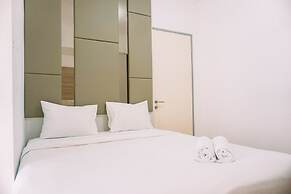 Modern And Homey 2Br Apartment At M-Town Residence