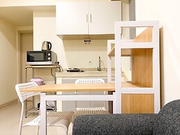 Modern Stay 2Br At Meikarta Apartment