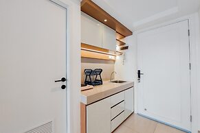 Modern And Comfort Look Studio Kingland Avenue Apartment