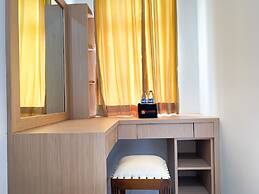 Great Deal Studio At Springlake Summarecon Bekasi Apartment