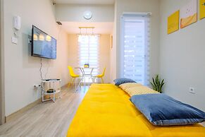 Spacious 2Br Combined Tokyo Riverside Pik 2 Apartment