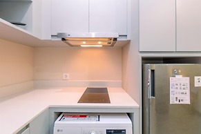 Comfort And Modern Look 1Br Menara Jakarta Kemayoran Apartment