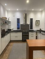 HERMOSA CASA CON INCREIBLES VISTAS