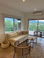 HERMOSA CASA CON INCREIBLES VISTAS