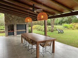 ACODEGORA Y AMPLIA CASA EN SALTA