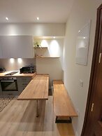 Lorenzo Mavili Suite