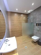 Lorenzo Mavili Suite