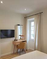 Lorenzo Mavili Suite