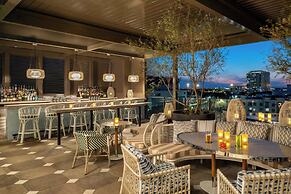 Moxy St. Petersburg Downtown