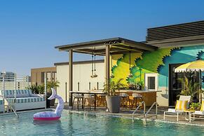 Moxy St. Petersburg Downtown