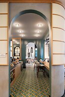 Moxy St. Petersburg Downtown