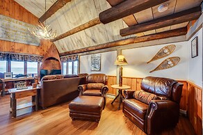 Pittsburg Lake House w/ Magalloway Mountain Views!