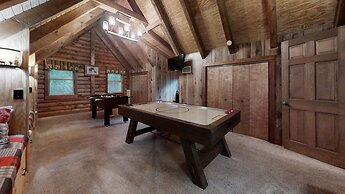 Three Bears of Gatlinburg