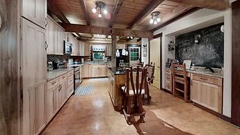 Three Bears of Gatlinburg