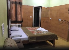 Hotel Krishna Palace By GRB