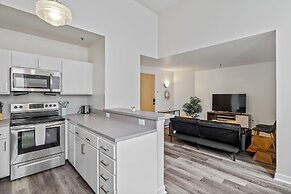 CozySuites The Block Skybridge Access