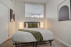 CozySuites The Block Skybridge Access