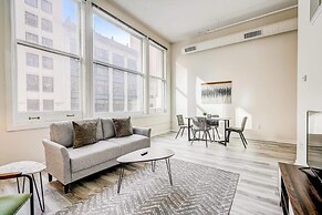 CozySuites The Block Skybridge Access