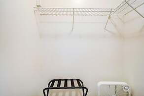 CozySuites The Block Skybridge Access