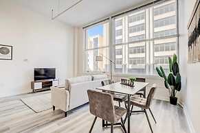 CozySuites The Block Skybridge Access