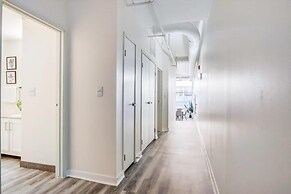 CozySuites The Block Skybridge Access