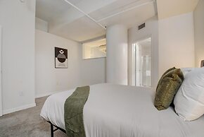 CozySuites The Block Skybridge Access