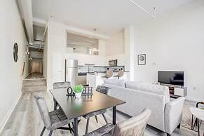 CozySuites The Block Skybridge Access