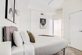 CozySuites The Block Skybridge Access