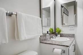 CozySuites The Block Skybridge Access