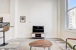 CozySuites The Block Skybridge Access