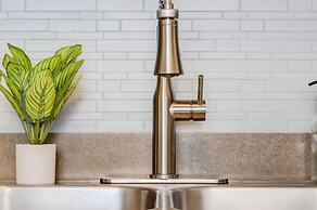 CozySuites The Block Skybridge Access