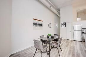 CozySuites The Block Skybridge Access