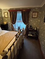 Brooklands Guest House